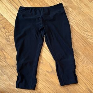 Black Active Capri Leggings
